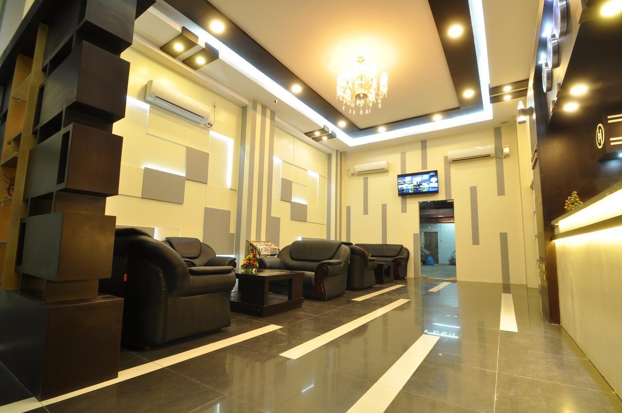 Hotel Heaven Yangon Exterior photo