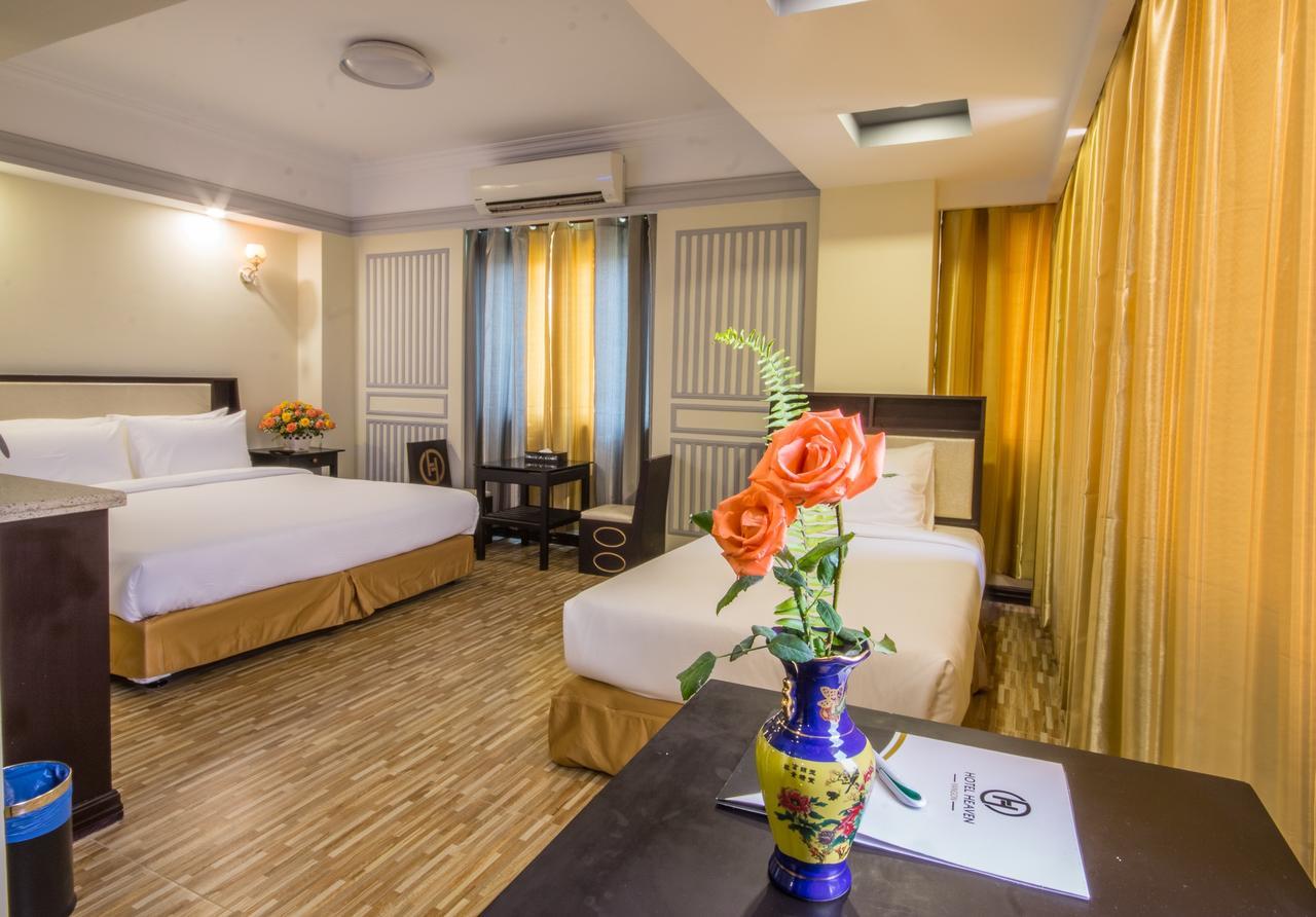Hotel Heaven Yangon Exterior photo